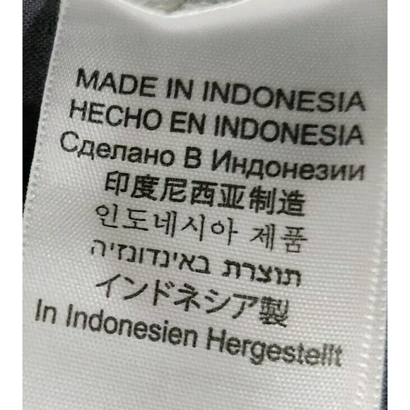 Marmot Mens Shirt Button Up Gray Medium Short Sleeves Pocket Logo *(Flaw) - Picture 10 of 11